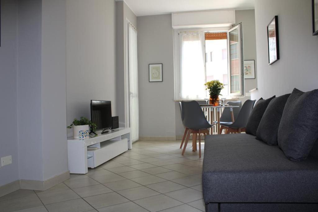 Genny'S Home Apartment Milaan Buitenkant foto